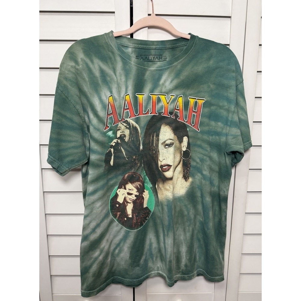 Aaliyah Vintage Y2K 90's Graphic R&B Rap Tie Dye T-Shirt Size Large